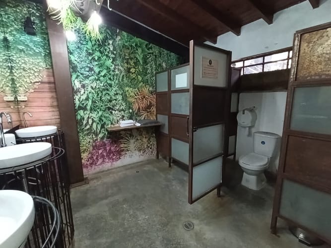 Local en arriendo en El Poblado, Medellín, 346 m² · foto 13 de 20