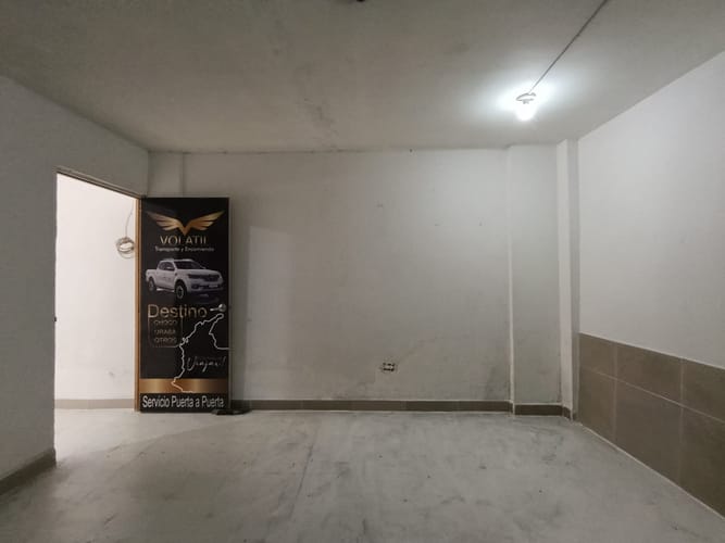 Local en arriendo en La Candelaria, Medellín, 50 m² · foto 9 de 10