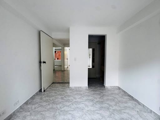 Apartamento de 3 alcobas en arriendo en Altos Del Poblado, Medellín, 77 m² · foto 11 de 24