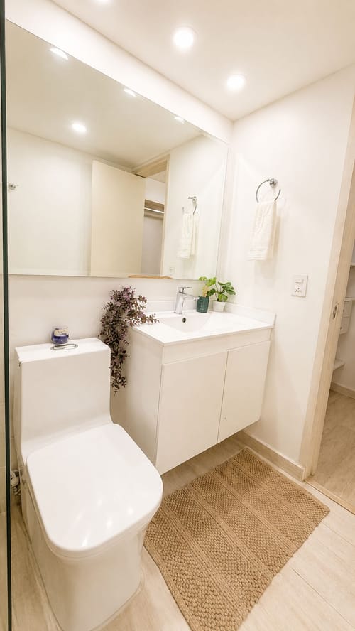 Apartamento de 3 alcobas en arriendo en El Poblado, Medellín, 83 m² · foto 8 de 17