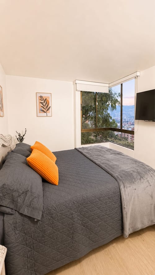 Apartamento de 3 alcobas en arriendo en El Poblado, Medellín, 83 m² · foto 14 de 17