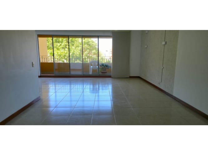 Apartamento de 3 alcobas en venta en La Castellana, Medellín, 125 m² · foto 2 de 24