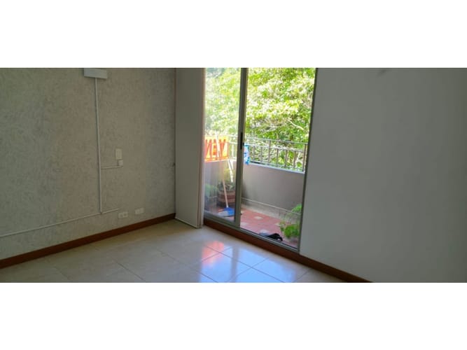 Apartamento de 3 alcobas en venta en La Castellana, Medellín, 125 m² · foto 7 de 24