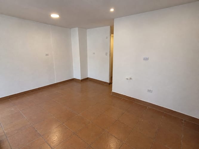 Local en arriendo en Laureles, Medellín, 40 m² · foto 8 de 12