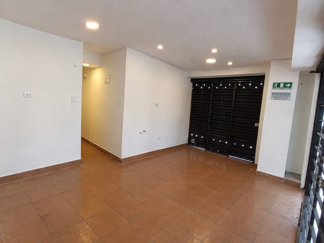 Local en arriendo en Laureles, Medellín, 40 m² · foto 9 de 12