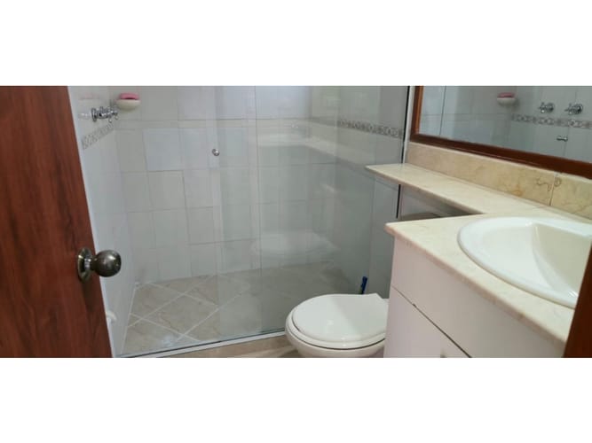 Apartamento de 3 alcobas en venta en La Castellana, Medellín, 125 m² · foto 11 de 24