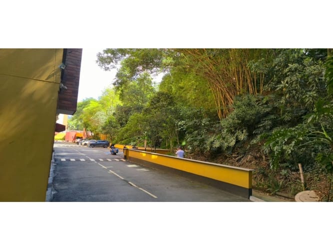 Apartamento de 3 alcobas en venta en La Castellana, Medellín, 125 m² · foto 15 de 24