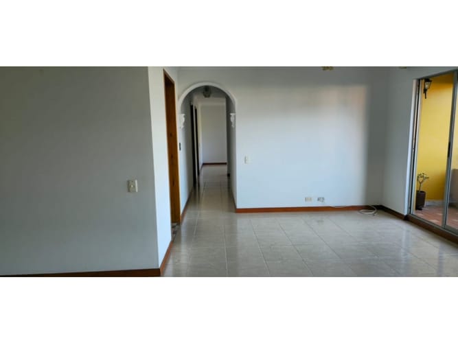 Apartamento de 3 alcobas en venta en La Castellana, Medellín, 125 m² · foto 21 de 24