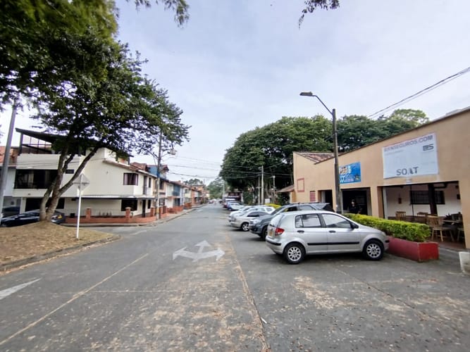 Local en arriendo en Centro, Rionegro, 100 m² · foto 4 de 19