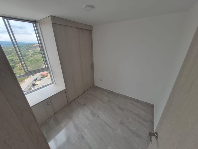 Apartamento de 3 alcobas en arriendo en El Malecón, Girón, 65 m² · foto 4 de 18