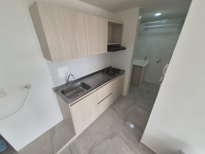 Apartamento de 3 alcobas en arriendo en El Malecón, Girón, 65 m² · foto 10 de 18