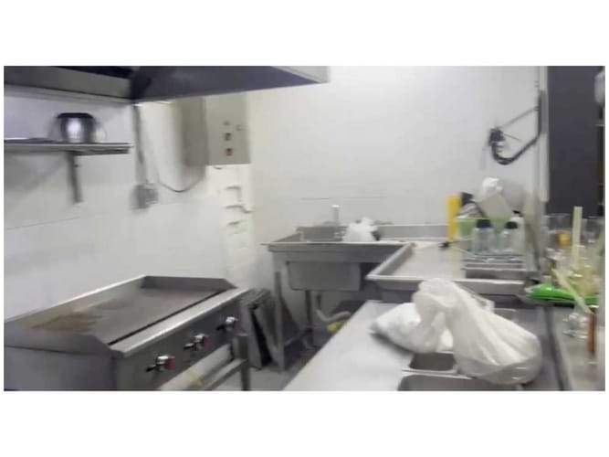 Local en venta en Laureles, Medellín, 156 m² · foto 9 de 11