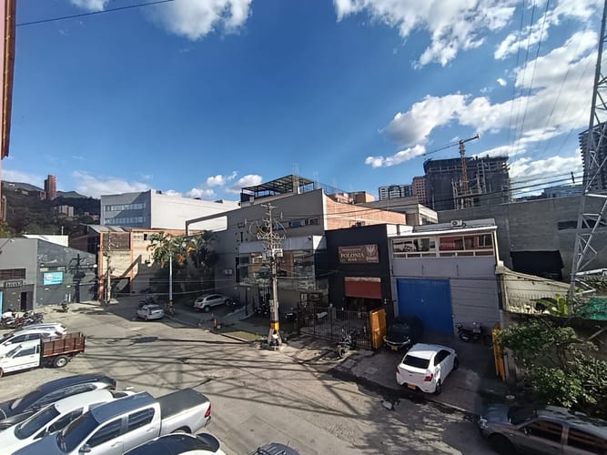 Bodega en arriendo en El Poblado, Medellín, 270 m² · foto 10 de 15