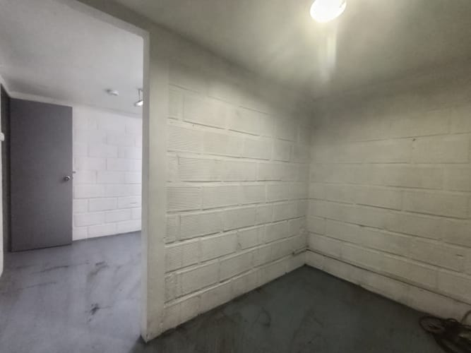 Bodega en arriendo en El Poblado, Medellín, 270 m² · foto 14 de 15