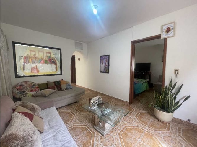 Apartamento de 5 alcobas en venta en Los Naranjos, Sabaneta, 137 m² · foto 3 de 22