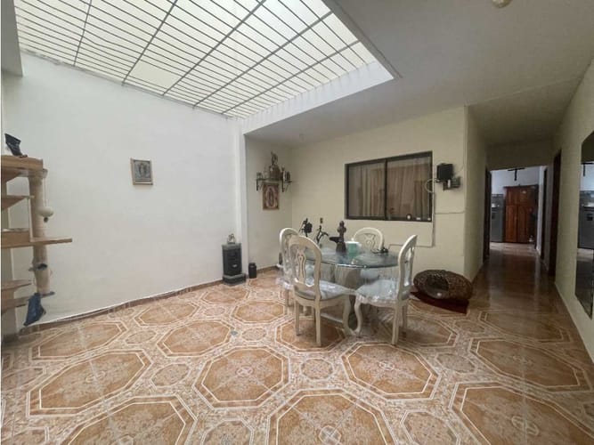 Apartamento de 5 alcobas en venta en Los Naranjos, Sabaneta, 137 m² · foto 4 de 22