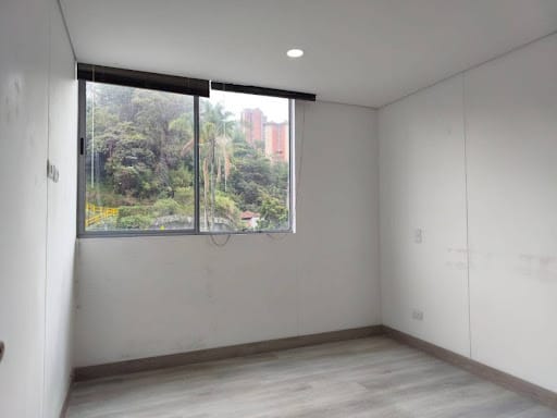 Apartamento de 3 alcobas en arriendo en La Abadia, Envigado, 90 m² · foto 9 de 23