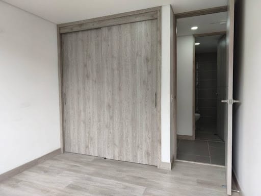 Apartamento de 3 alcobas en arriendo en La Abadia, Envigado, 90 m² · foto 15 de 23