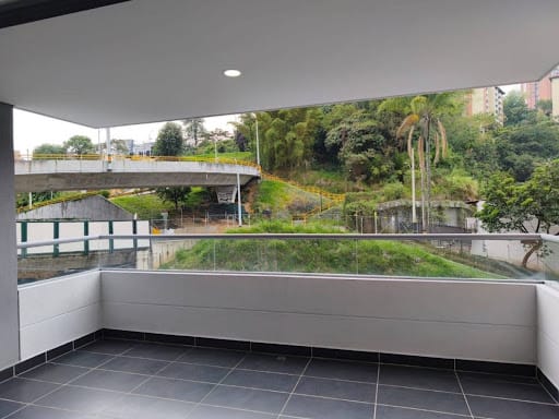 Apartamento de 3 alcobas en arriendo en La Abadia, Envigado, 90 m² · foto 19 de 23