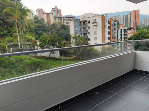 Apartamento de 3 alcobas en arriendo en La Abadia, Envigado, 90 m² · foto 20 de 23