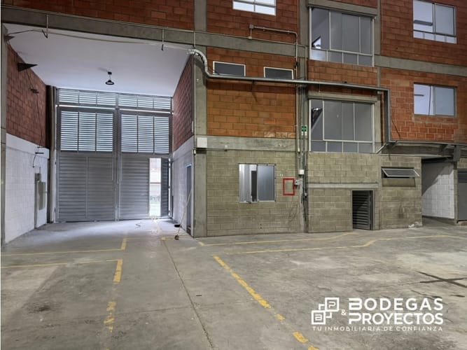 Bodega en arriendo en Aves Maria, Sabaneta, 1000 m² · foto 5 de 14
