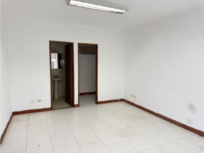 Bodega en arriendo en Aves Maria, Sabaneta, 1000 m² · foto 12 de 14