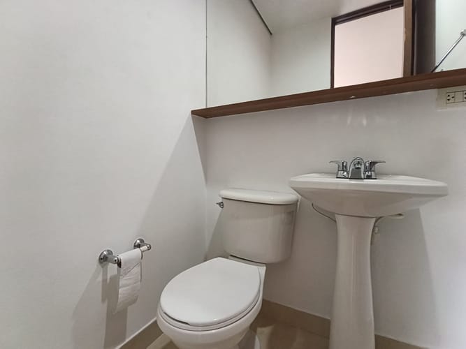 Apartamento de 1 alcoba en arriendo en El Poblado, Medellín, 62 m² · foto 11 de 12