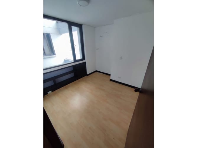 Oficina en venta en El Centro, Manizales, 76 m² · foto 3 de 10
