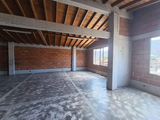 Bodega en arriendo en Cristo Rey, Medellín, 45 m² · foto 5 de 20