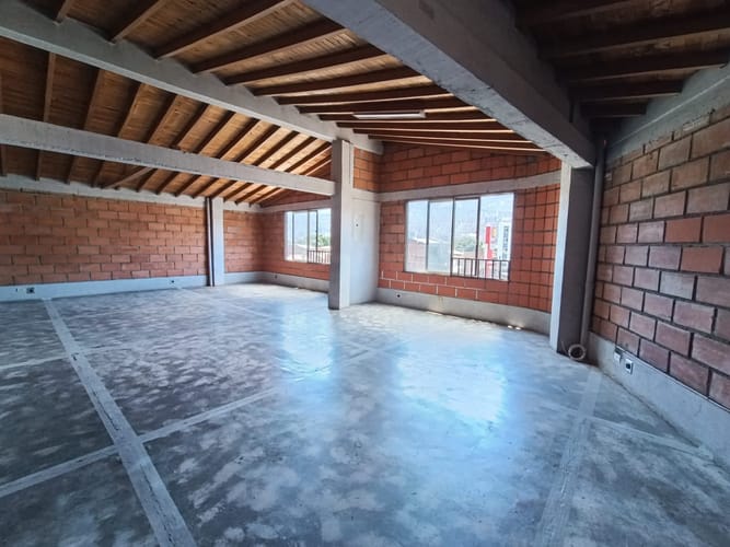 Bodega en arriendo en Cristo Rey, Medellín, 45 m² · foto 15 de 20