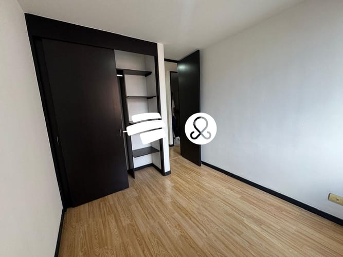 Apartamento de 3 alcobas en venta en El Poblado, Medellín, 84 m² · foto 9 de 21