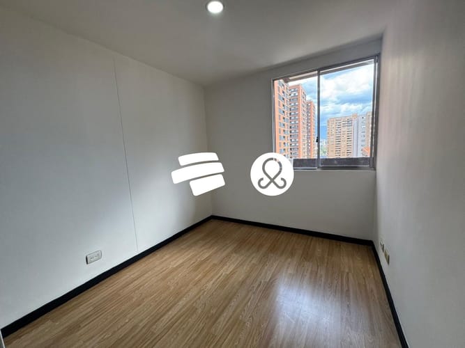 Apartamento de 3 alcobas en venta en El Poblado, Medellín, 84 m² · foto 12 de 21