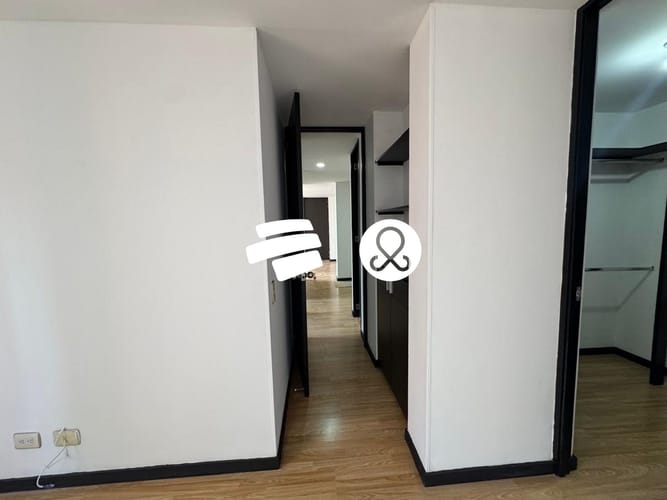 Apartamento de 3 alcobas en venta en El Poblado, Medellín, 84 m² · foto 15 de 21