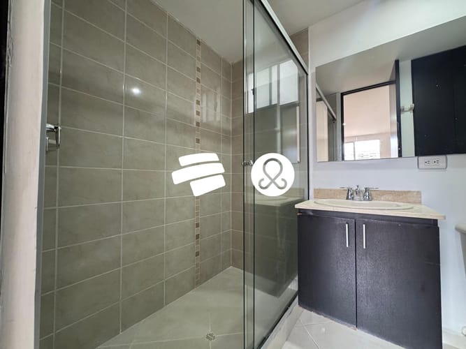 Apartamento de 3 alcobas en venta en El Poblado, Medellín, 84 m² · foto 20 de 21