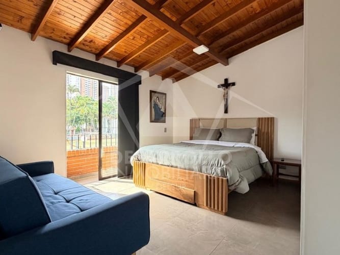 Casa de 4 alcobas en venta en Prados De Sabaneta, Sabaneta, 140 m² · foto 5 de 18