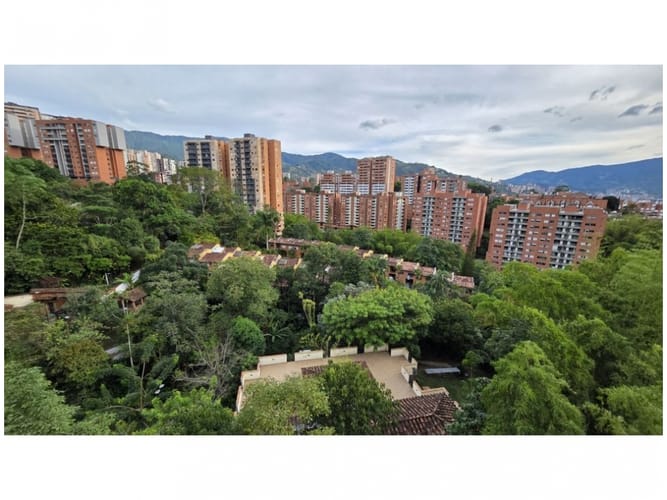 Apartamento de 3 alcobas en venta en Loma Del Esmeraldal, Envigado, 92 m² · foto 2 de 24