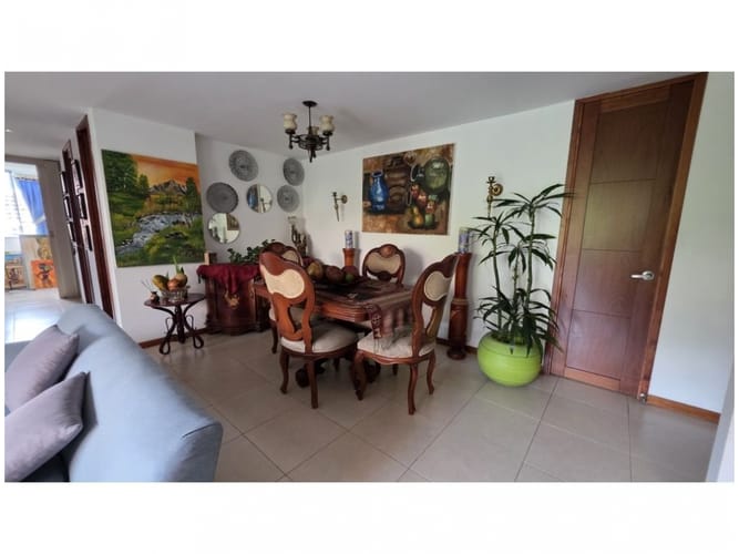 Apartamento de 3 alcobas en venta en Loma Del Esmeraldal, Envigado, 92 m² · foto 4 de 24