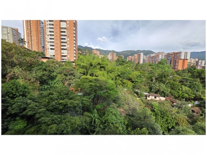 Apartamento de 3 alcobas en venta en Loma Del Esmeraldal, Envigado, 92 m² · foto 11 de 24