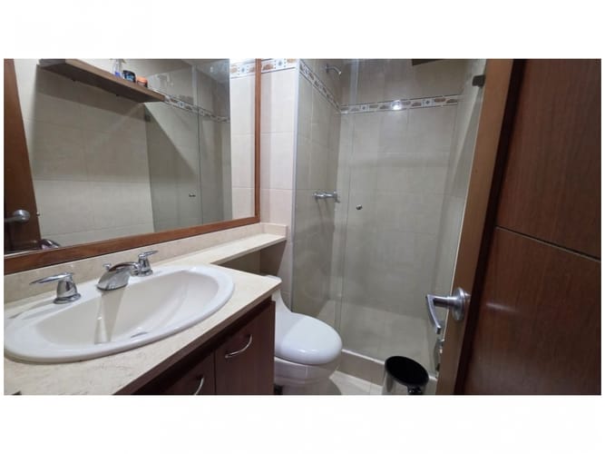 Apartamento de 3 alcobas en venta en Loma Del Esmeraldal, Envigado, 92 m² · foto 14 de 24