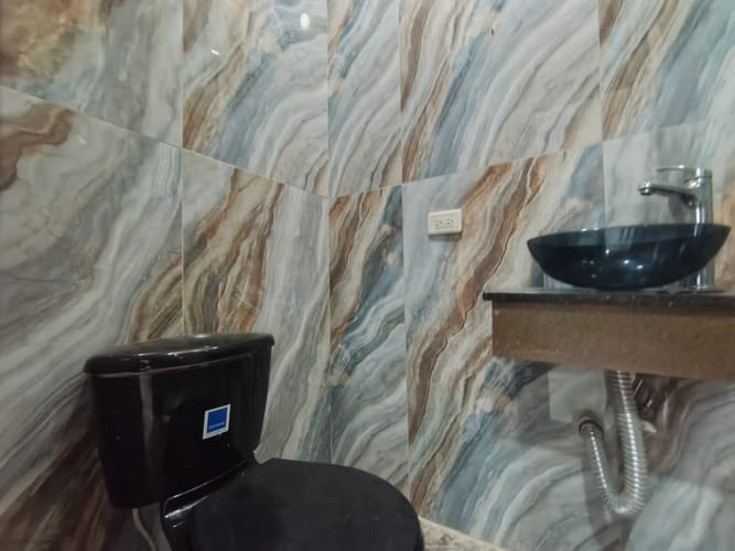 Casa de 4 alcobas en arriendo en El Poblado, Medellín, 360 m² · foto 16 de 19