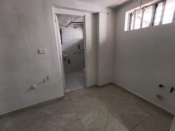 Oficina en arriendo en Belén, Medellín, 35 m² · foto 8 de 11