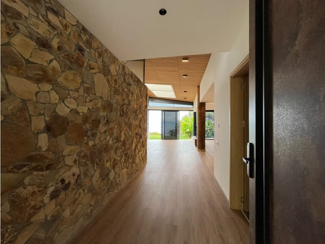Casa de 3 alcobas en venta en Santa Catalina, Medellín, 450 m² · foto 8 de 24
