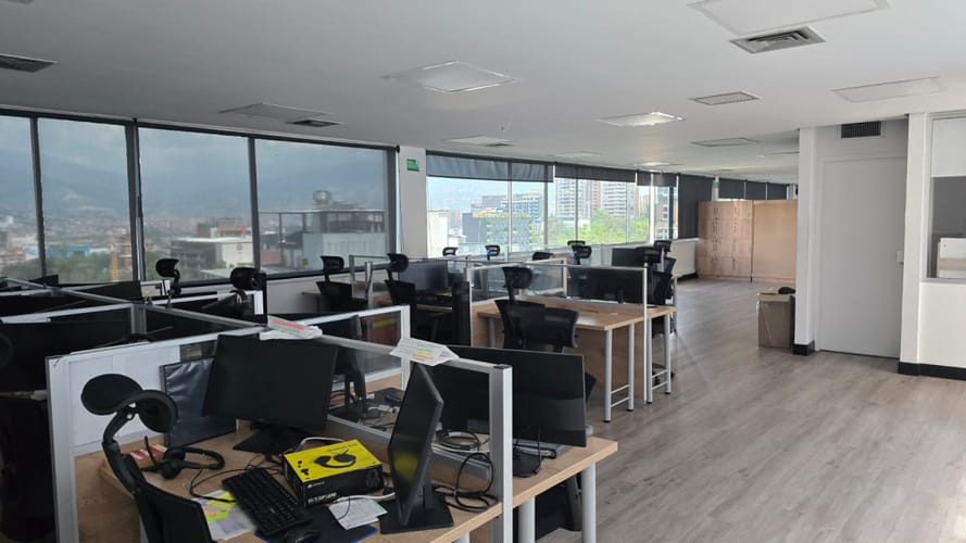 Oficina en arriendo en El Poblado, Medellín, 170 m² · foto 13 de 16