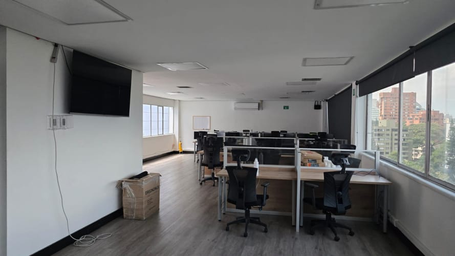 Oficina en arriendo en El Poblado, Medellín, 170 m² · foto 14 de 16