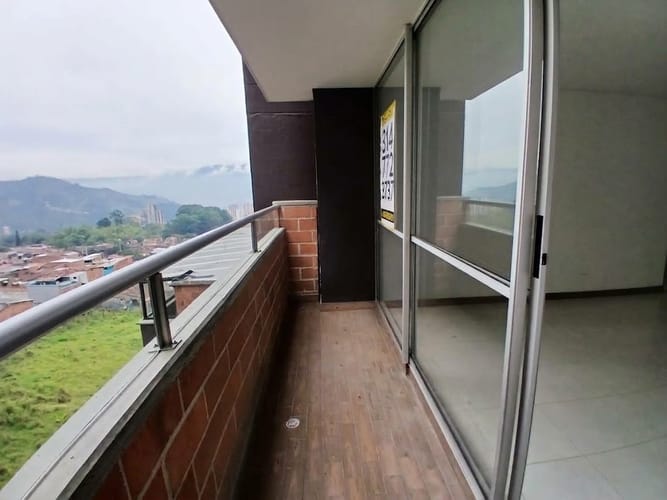 Apartamento de 2 alcobas en arriendo en La Ferreira, La Estrella, 64 m² · foto 7 de 16