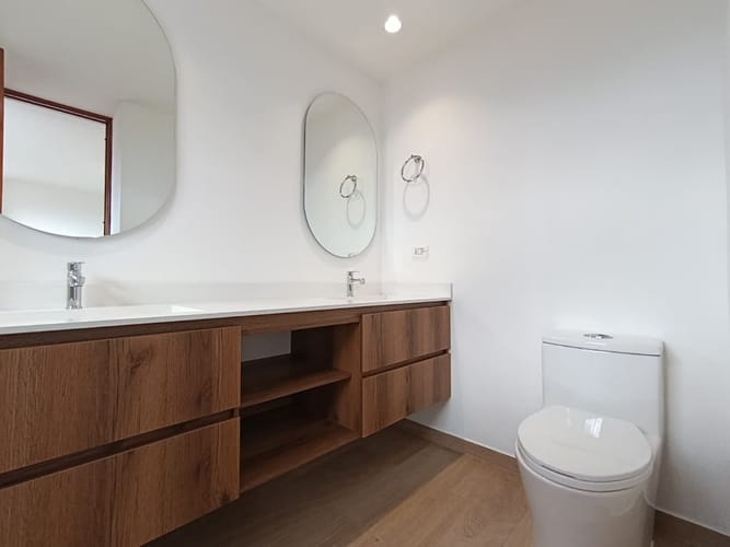 Apartamento de 3 alcobas en arriendo en El Poblado, Medellín, 162 m² · foto 14 de 20