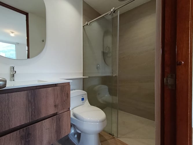 Apartamento de 3 alcobas en arriendo en El Poblado, Medellín, 162 m² · foto 20 de 20