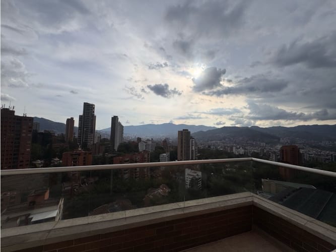 Apartamento de 2 alcobas en venta en Los Balsos, Medellín, 128 m² · foto 17 de 20