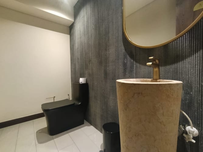 Local en arriendo en El Poblado, Medellín, 115 m² · foto 17 de 17