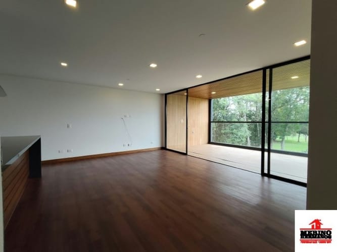 Apartamento de 2 alcobas en arriendo en Llano Grande, Rionegro, 139 m² · foto 2 de 24